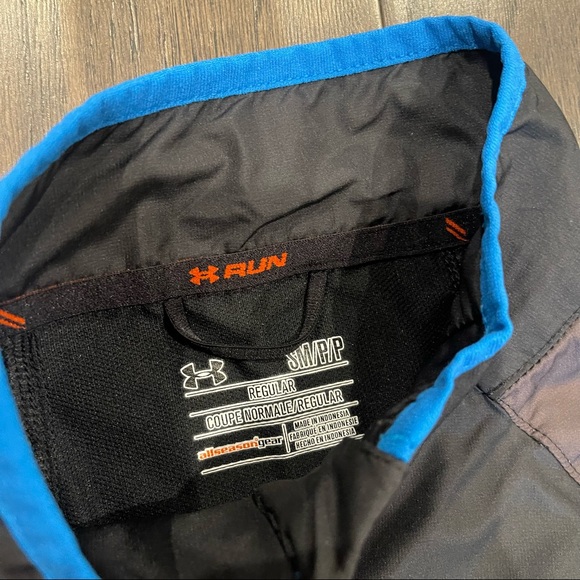 Under Armour Running Jacket - Picture 4 of 4